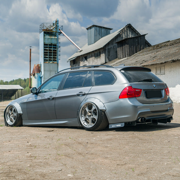 BMW E90 / E91 Rear Diffuser