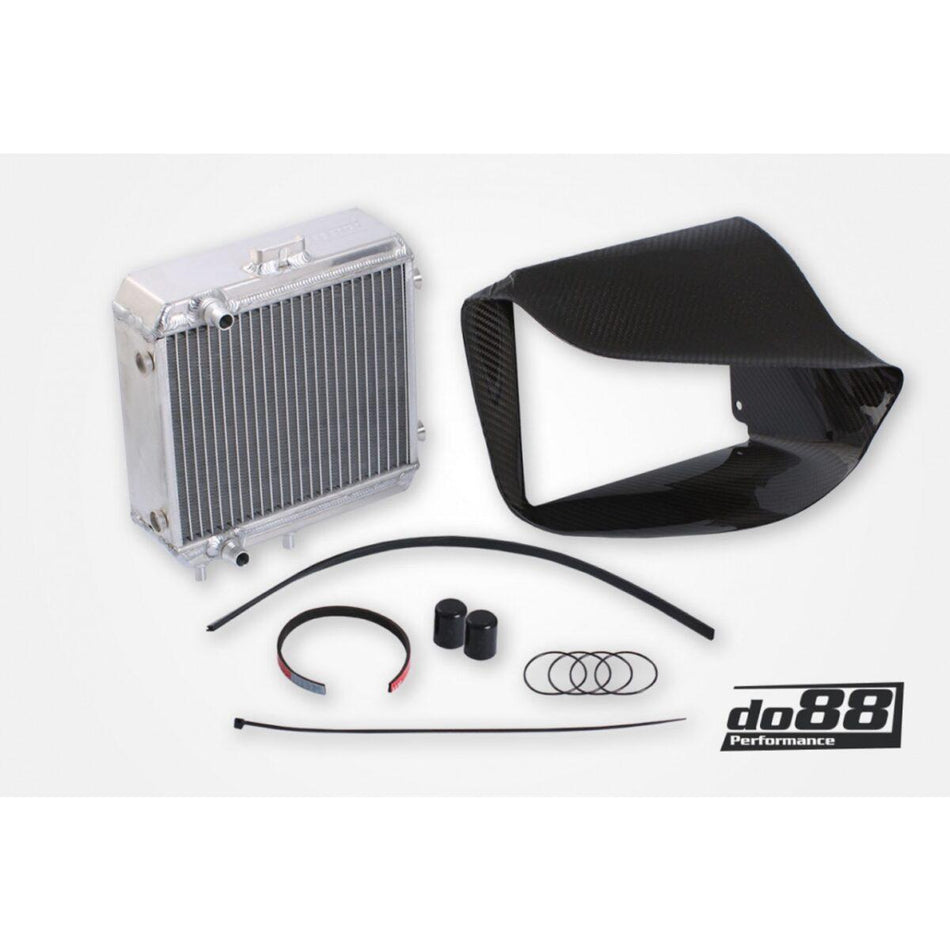 do88 Wasserkuehler seitlich fuer Ladeluftkuehler passend fuer F80 M3 F82 F83 M4 BMW mit S55 Motor